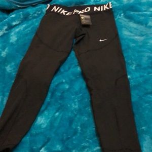 Nike Pro- Fit